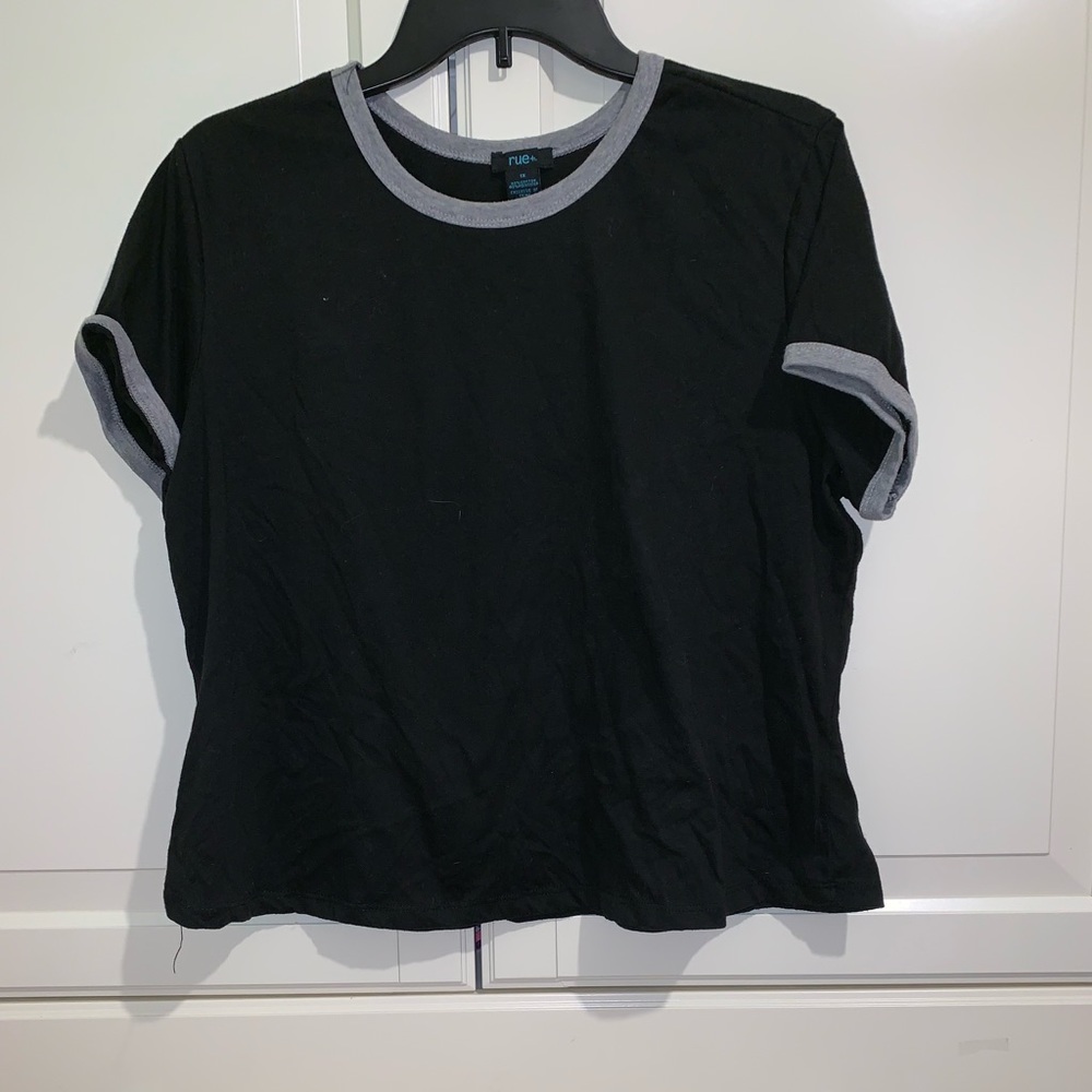 Black crop top